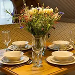 Merynos Aparthotel
