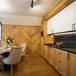 Merynos Aparthotel