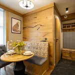 Merynos Aparthotel 3*
