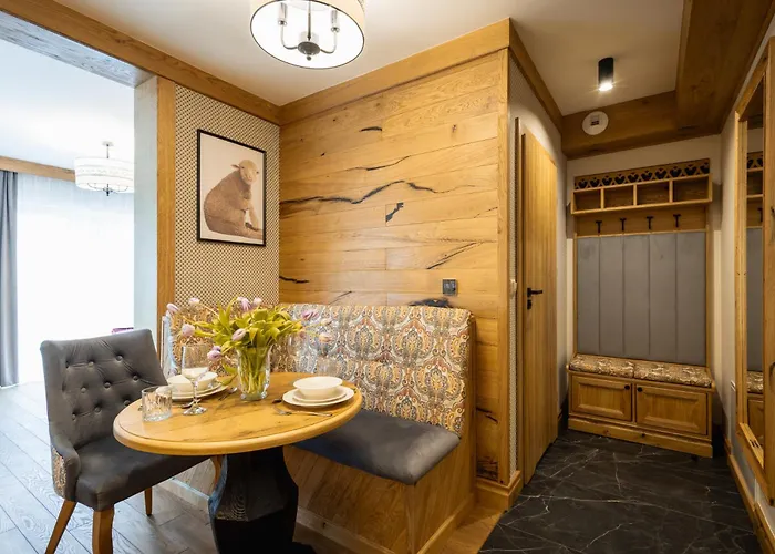 Merynos Aparthotel 3*